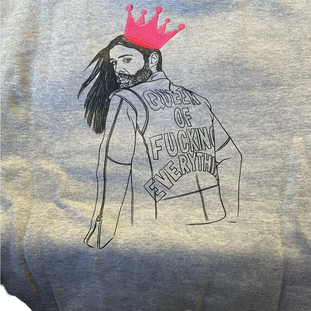 QUEER EYE SWEATSHIRT, QUEEN OF‎ F… EVERYTHING, NWT